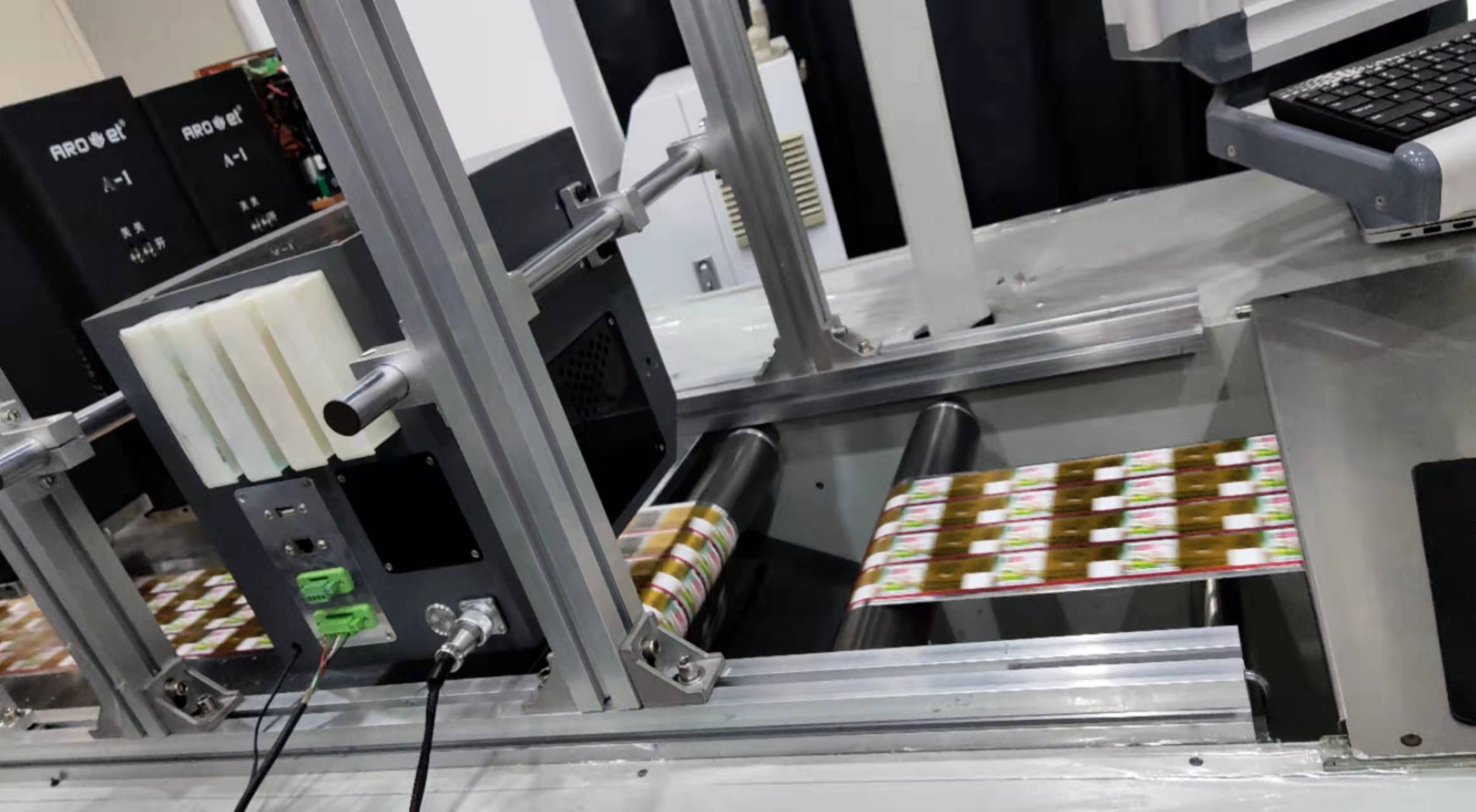 喷码知识：喷码机是干什么的？？？？